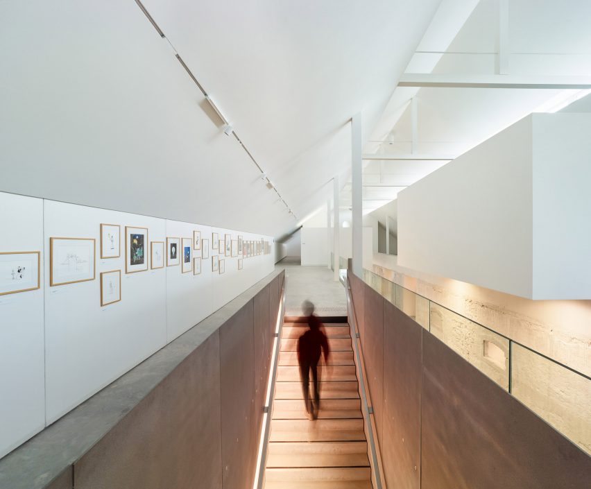 Covered market in Schiltigheim by Dominique Coulon & Associés