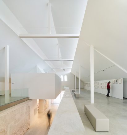 Covered market in Schiltigheim by Dominique Coulon & Associés