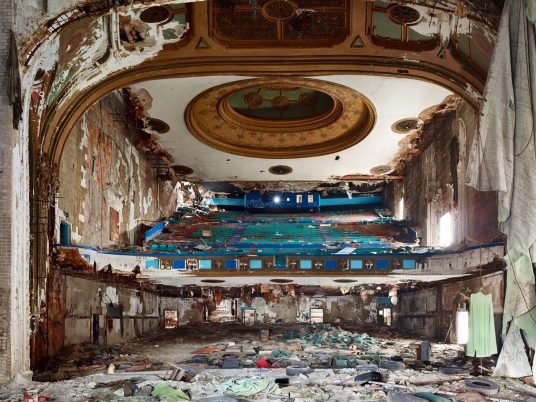 American Beauty photography by Philip Jarmain
