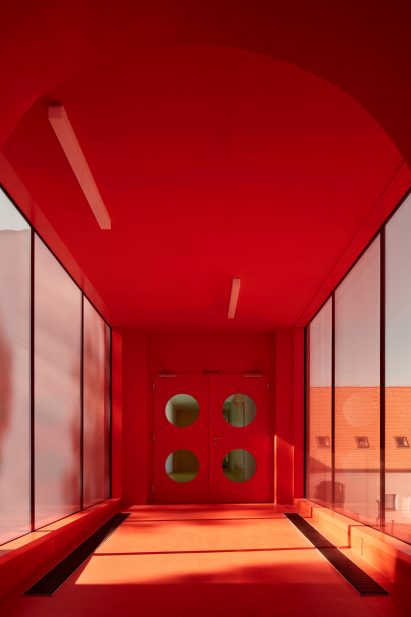 Elementary School Vřesovice by Public Atelier and FUUZE