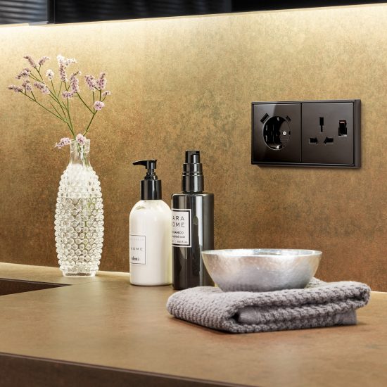 G + I plug socket by Jung
