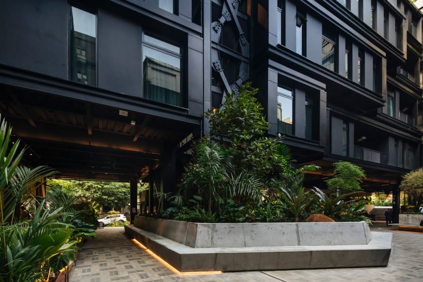 Hotel Click Clack Medellin Plan:b Arquitectos