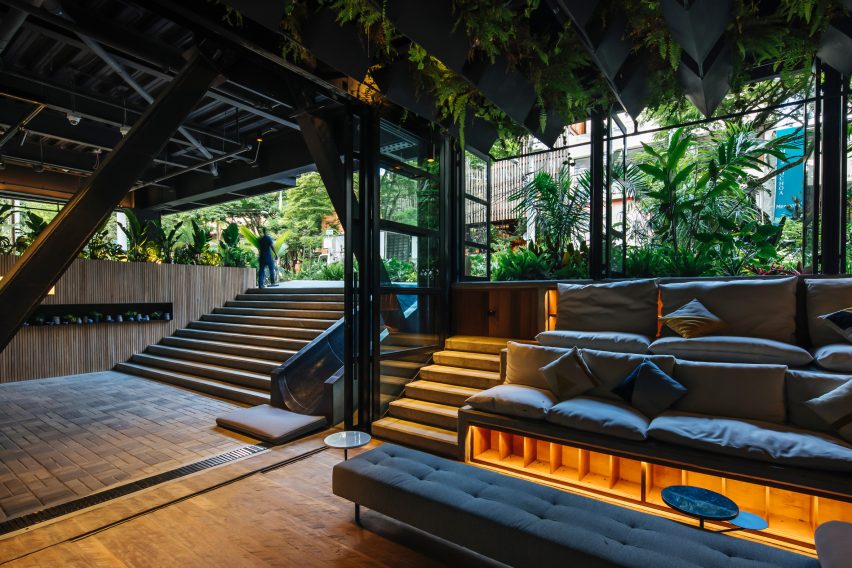 Hotel Click Clack Medellin Plan:b Arquitectos