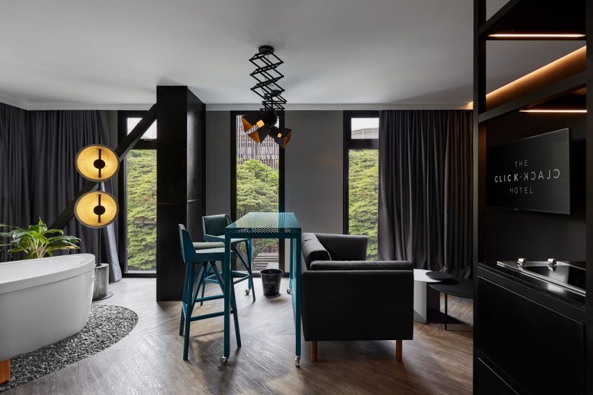 Hotel Click Clack Medellin Plan:b Arquitectos