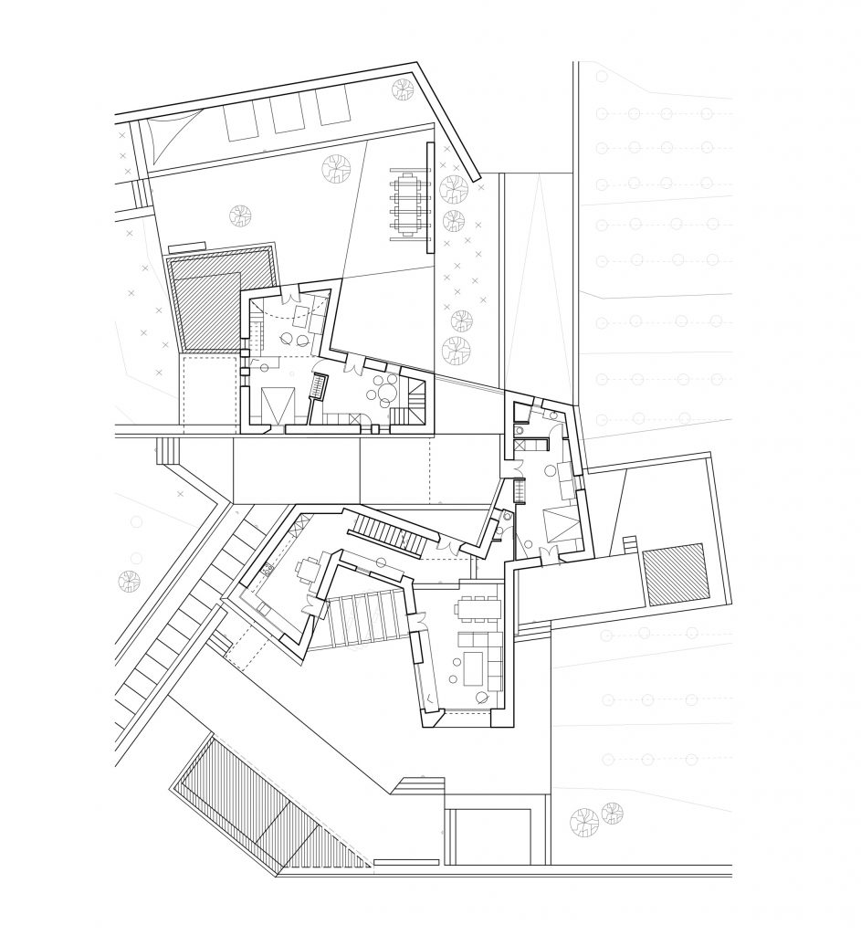 House in Pyrgos by Kapsimalis Architects