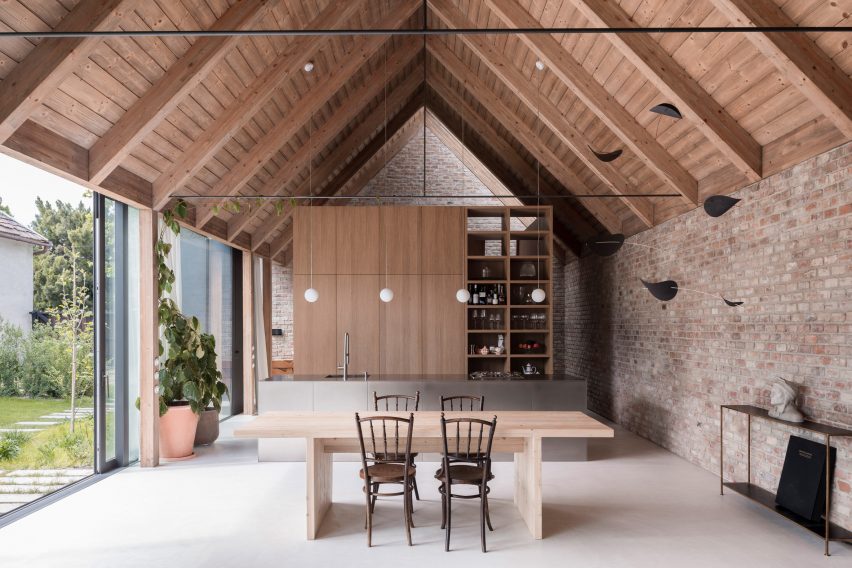 House V designed by Martin Skoček