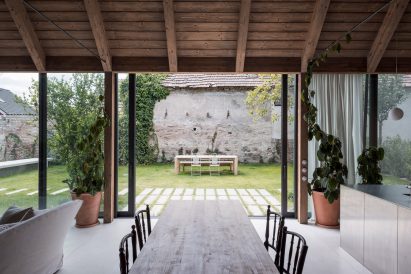 House V designed by Martin Skoček