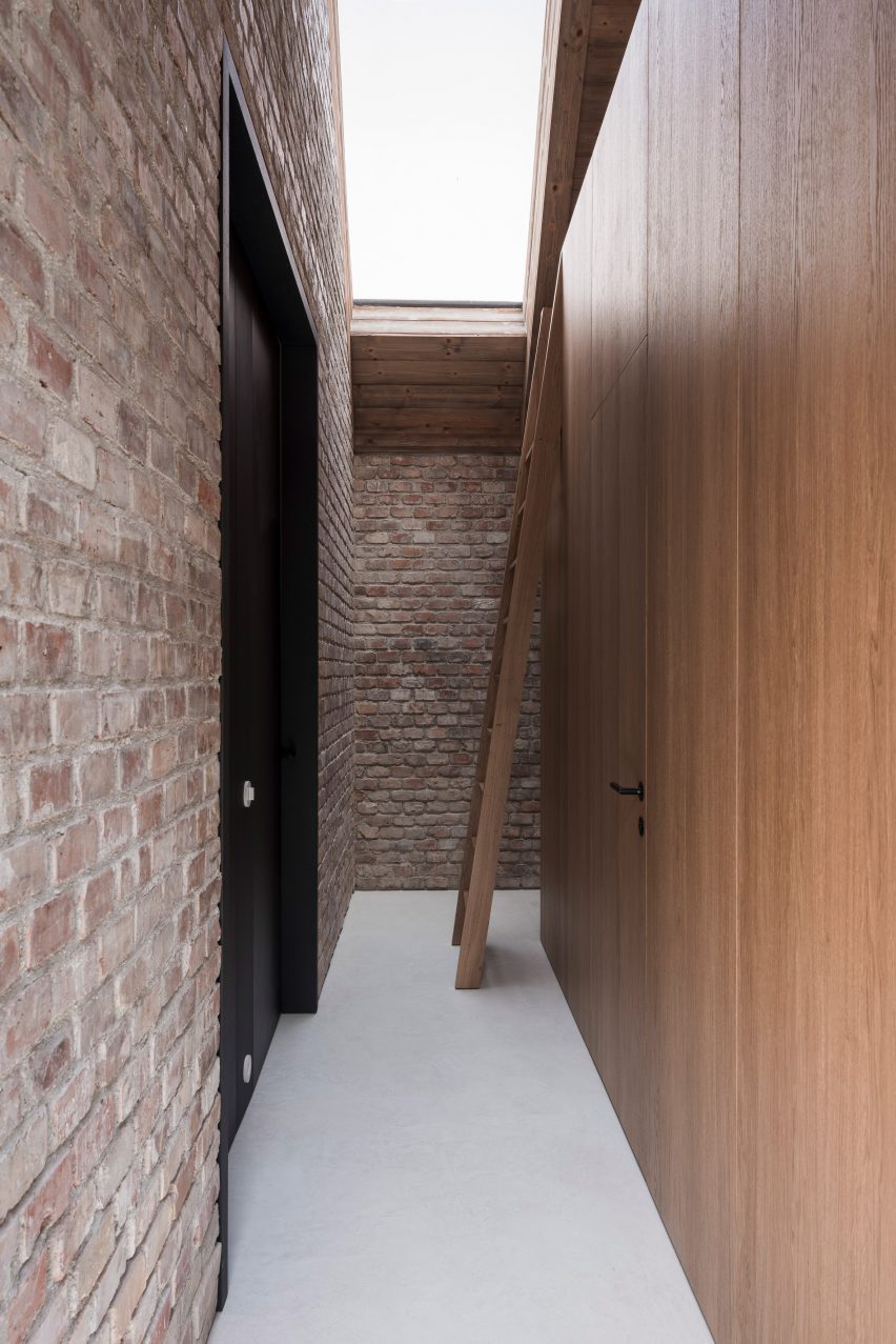 House V designed by Martin Skoček