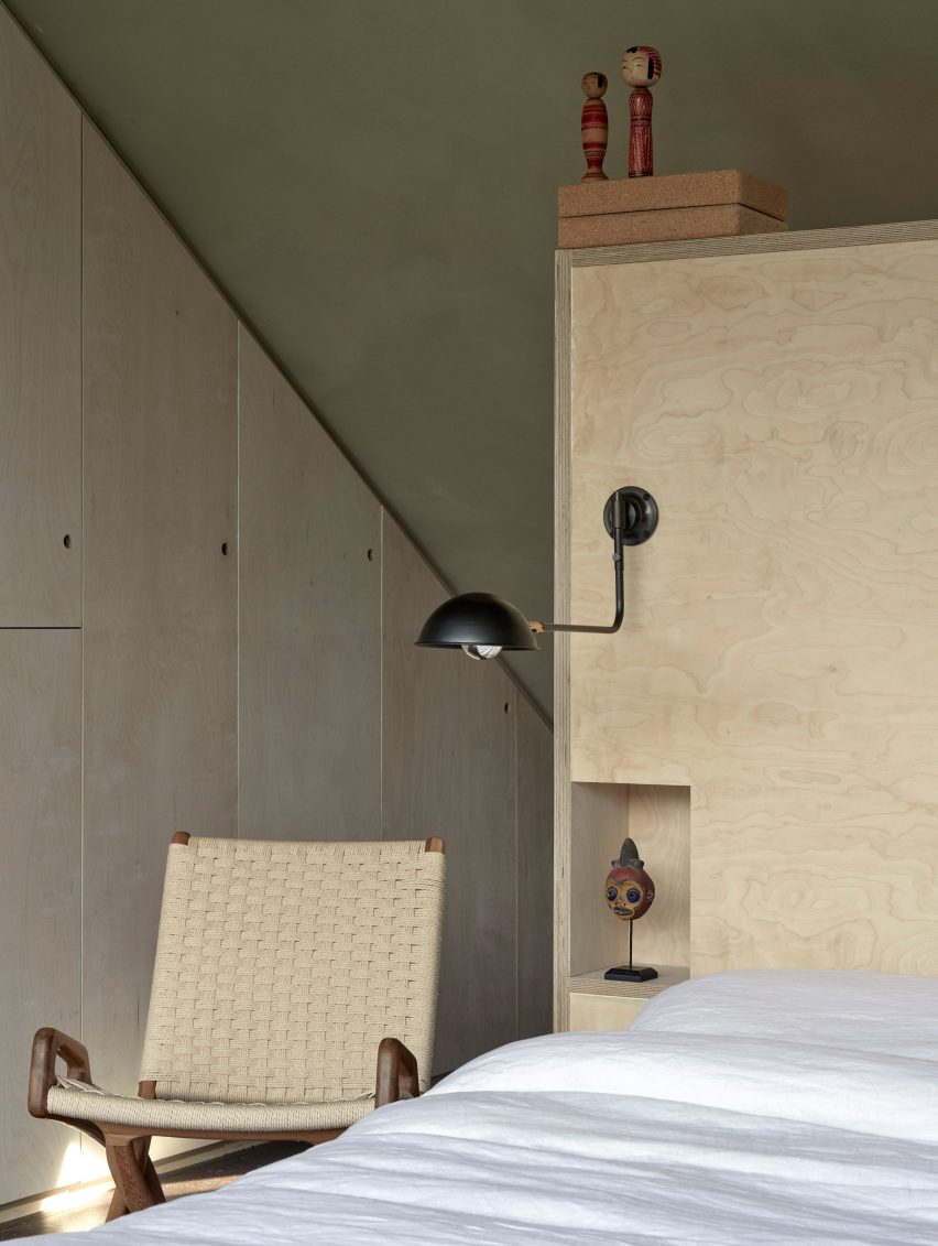 London loft extension for Edmund Sumner and Yuki Sumner by Szczepaniak Astridge