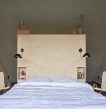 London loft extension for Edmund Sumner and Yuki Sumner by Szczepaniak Astridge