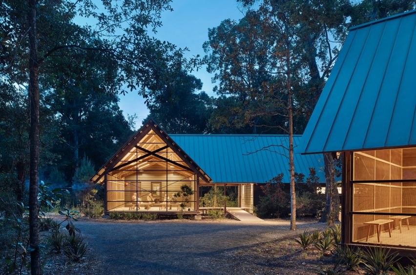 Marine Education Center at the Gulf Coast Research Laboratory by Lake Flato Architects