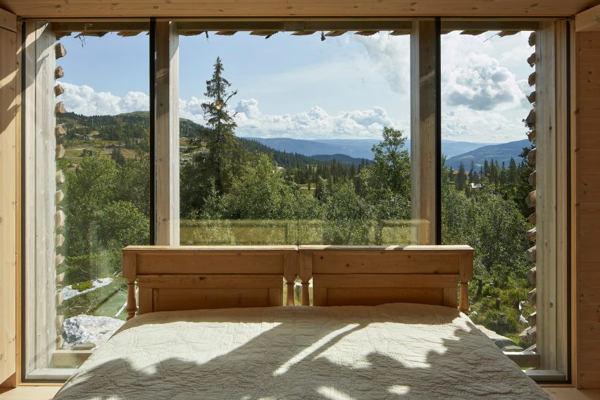 Skigard Hytte in Norway, by Mork-Ulnes Architects