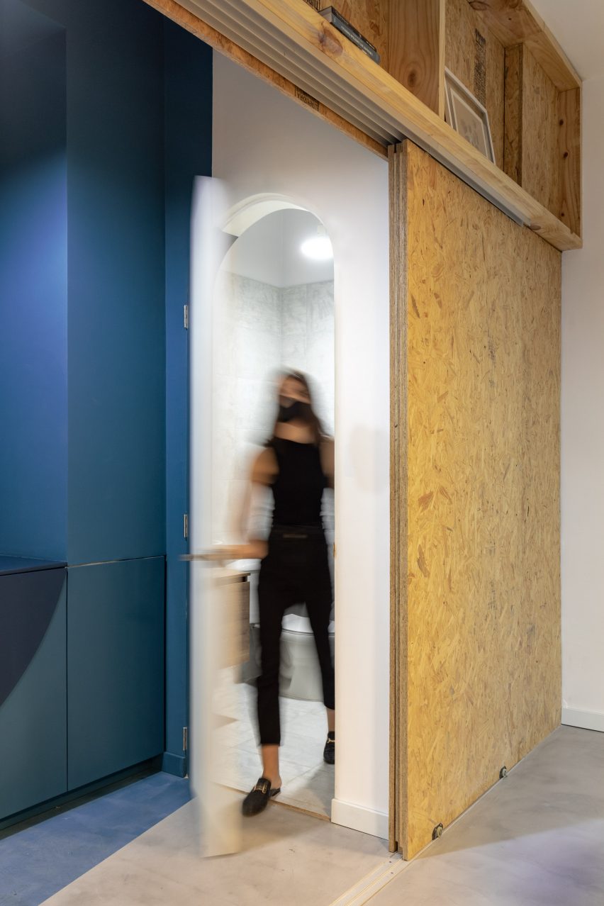 Oriented Fibers by Jag Studio