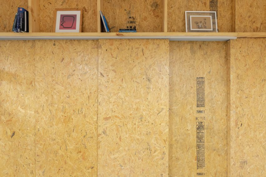 Oriented Fibers by Jag Studio