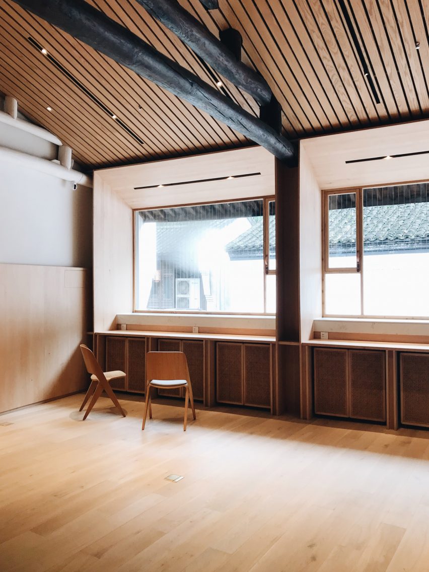 Random Art Space by Air Architects