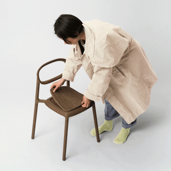 Nataša Perković makes textured designs from palm oil byproducts