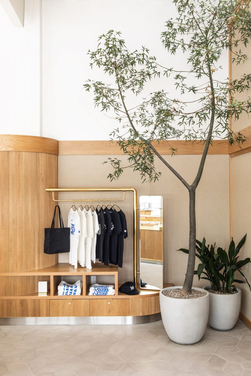 Serra by Commune Design