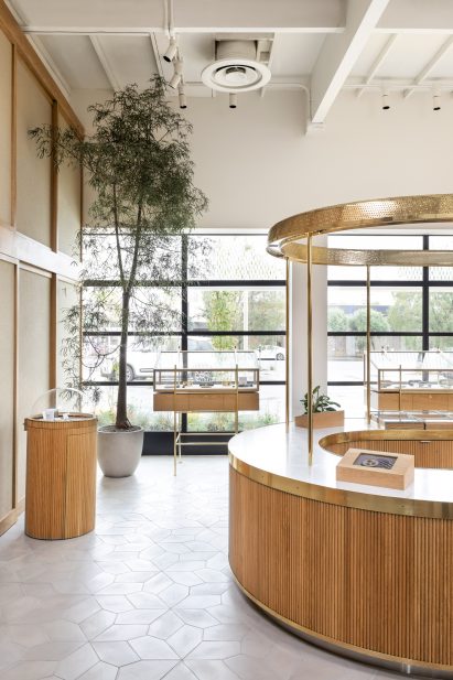 Serra by Commune Design