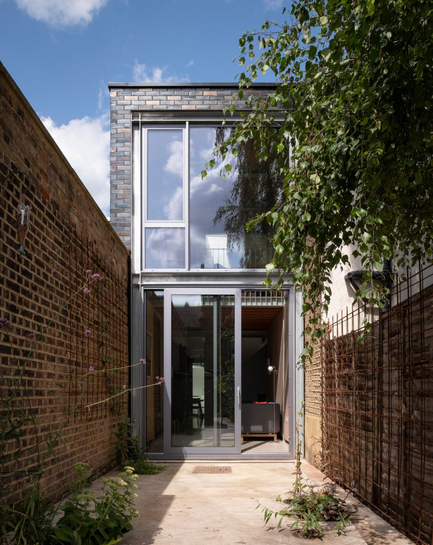 Slot House in Peckham, London, by Sandy Rendel Architects, working with Sally Rendel