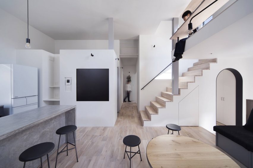 Zeze Osaka co-living house by Swing architects