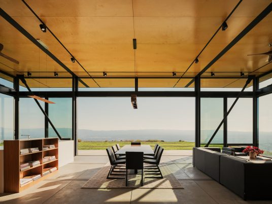 The Pavilion by Feldman Architecture