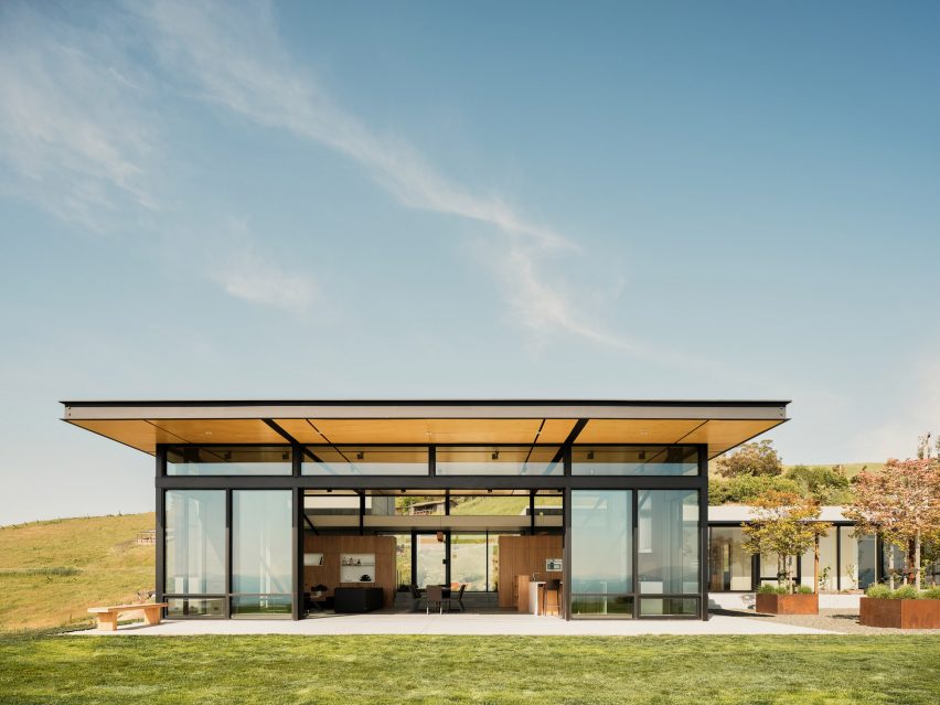 The Pavilion by Feldman Architecture
