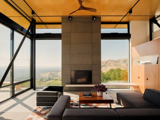 The Pavilion by Feldman Architecture