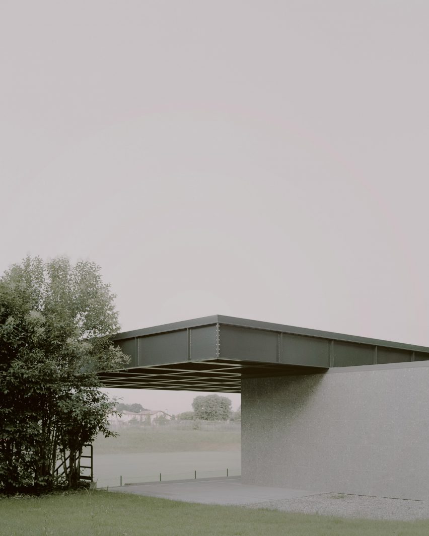 Municipal stadium in Travettore di Rosà by Didonè Comacchio Architects