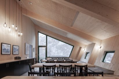 Tungestølen Tourist Cabin at Jostedalen glacier in Norway by Snøhetta