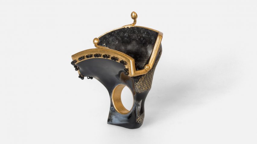 Vanity Vague ring by Petra Zimmermann