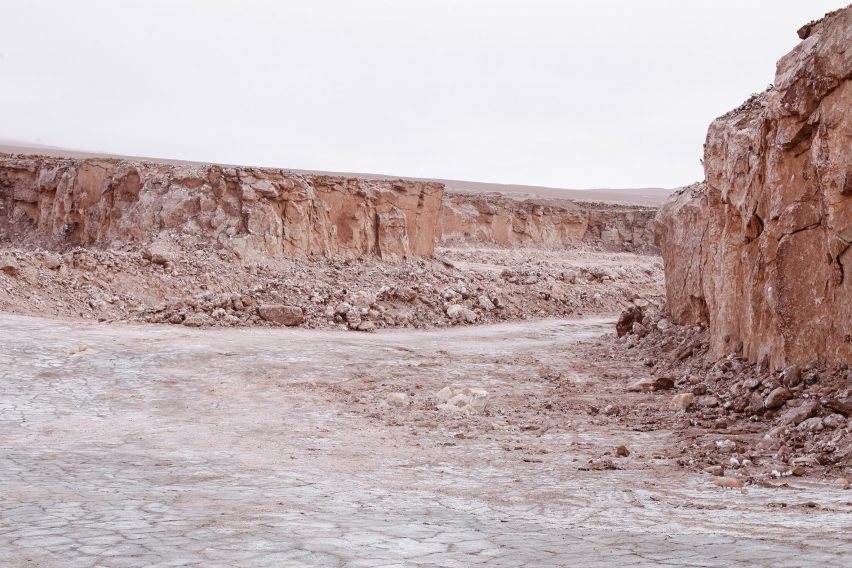 Re-Imagining Extreme Landscapes by Malé Uribe