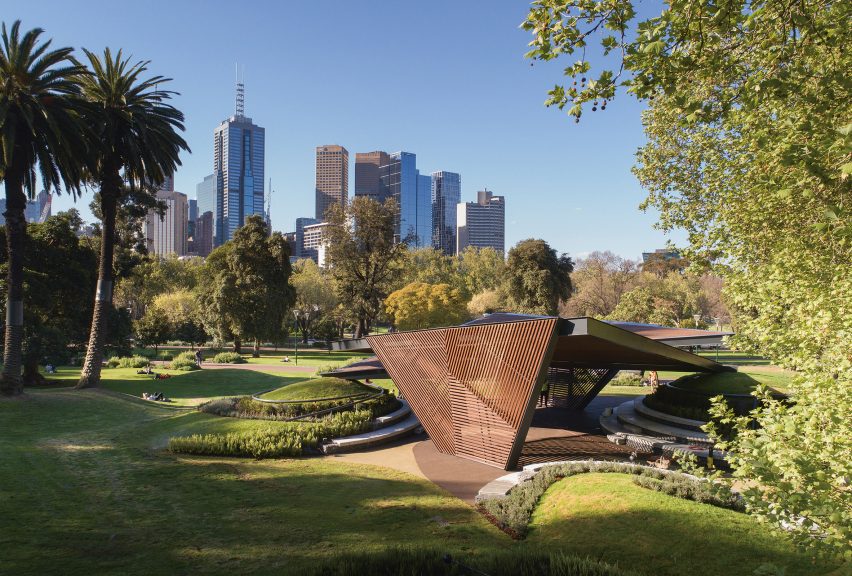 MPavilion by Carme Pinós