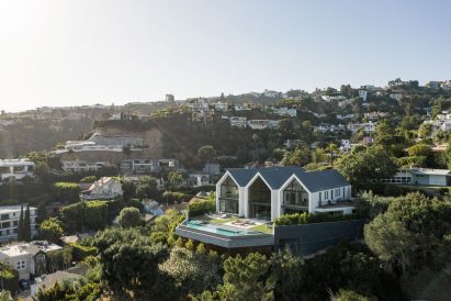 1471 Forest Knoll by Standard Architecture