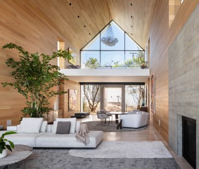 1471 Forest Knoll by Standard Architecture