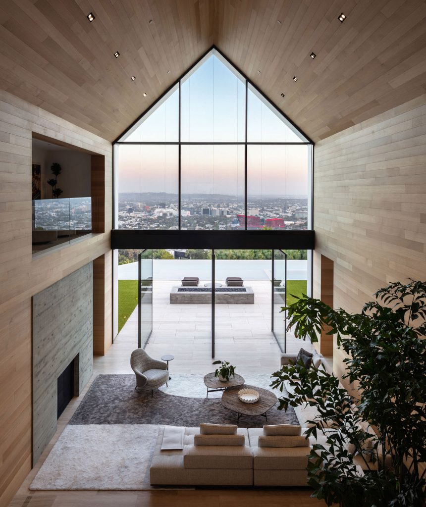 1471 Forest Knoll by Standard Architecture