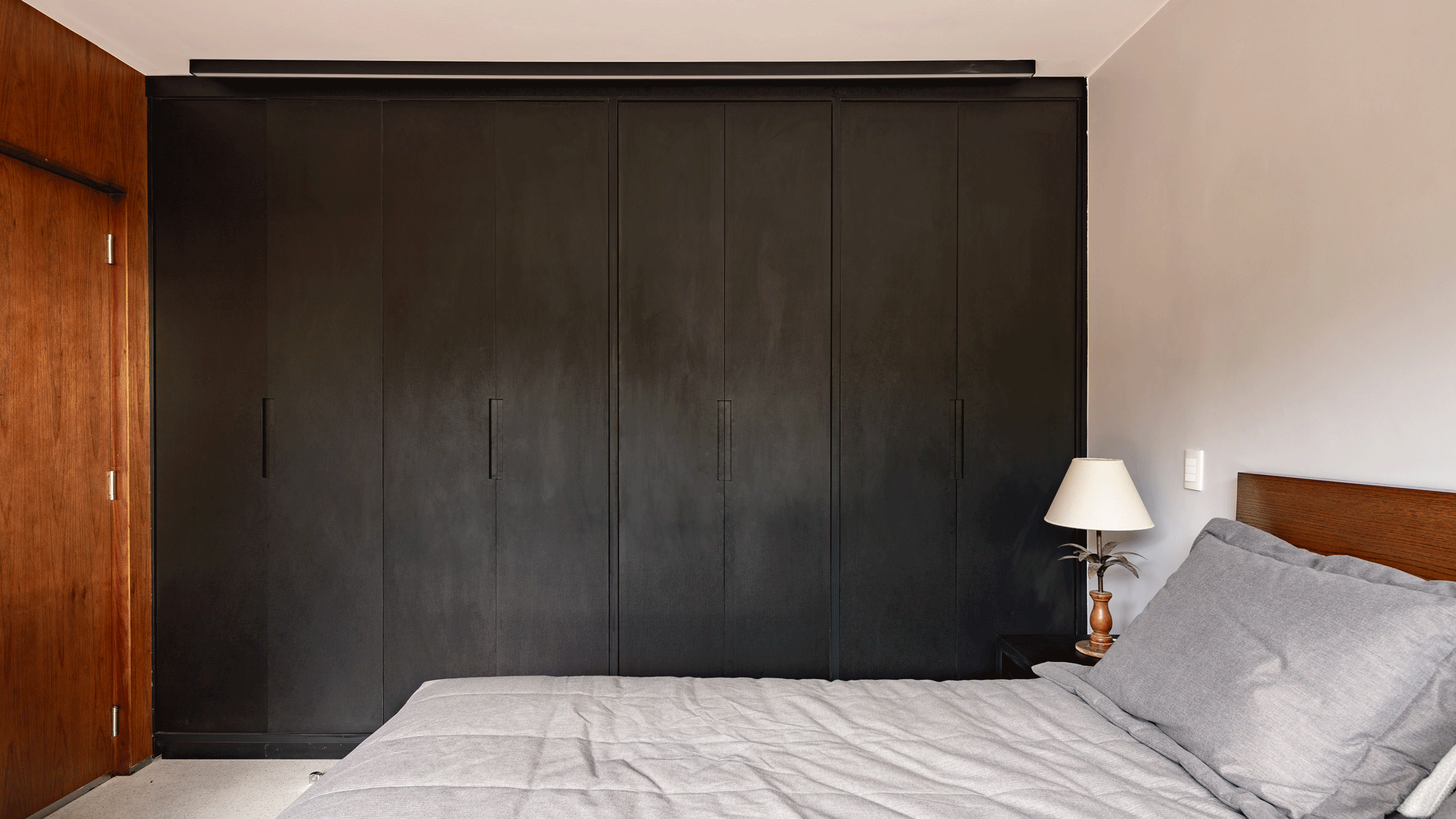 308 Apartment by Debaixo do Bloco Arquitetura