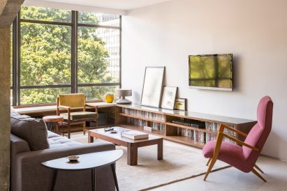 308 Apartment by Debaixo do Bloco Arquitetura