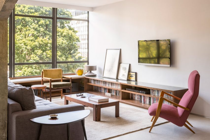 308 Apartment by Debaixo do Bloco Arquitetura