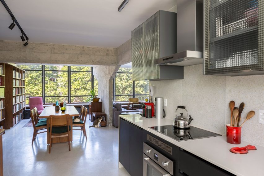 308 Apartment by Debaixo do Bloco Arquitetura