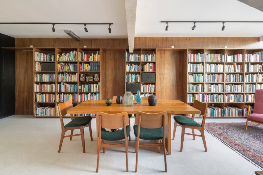 308 Apartment by Debaixo do Bloco Arquitetura