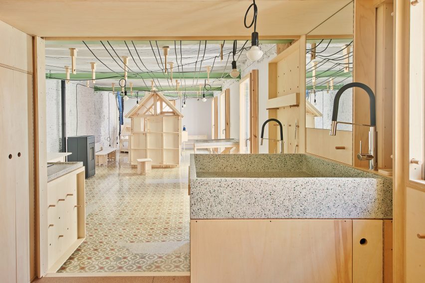 Alfondac guest apartment by Aixopluc