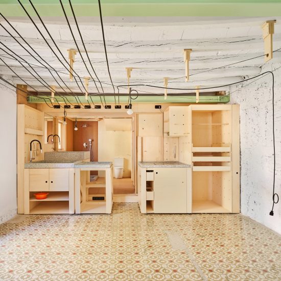 Alfondac guest apartment by Aixopluc