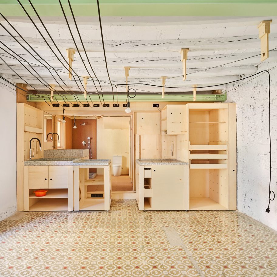 Alfondac guest apartment by Aixopluc