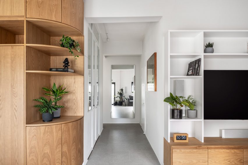 Apartment for a couple by Rust Architects