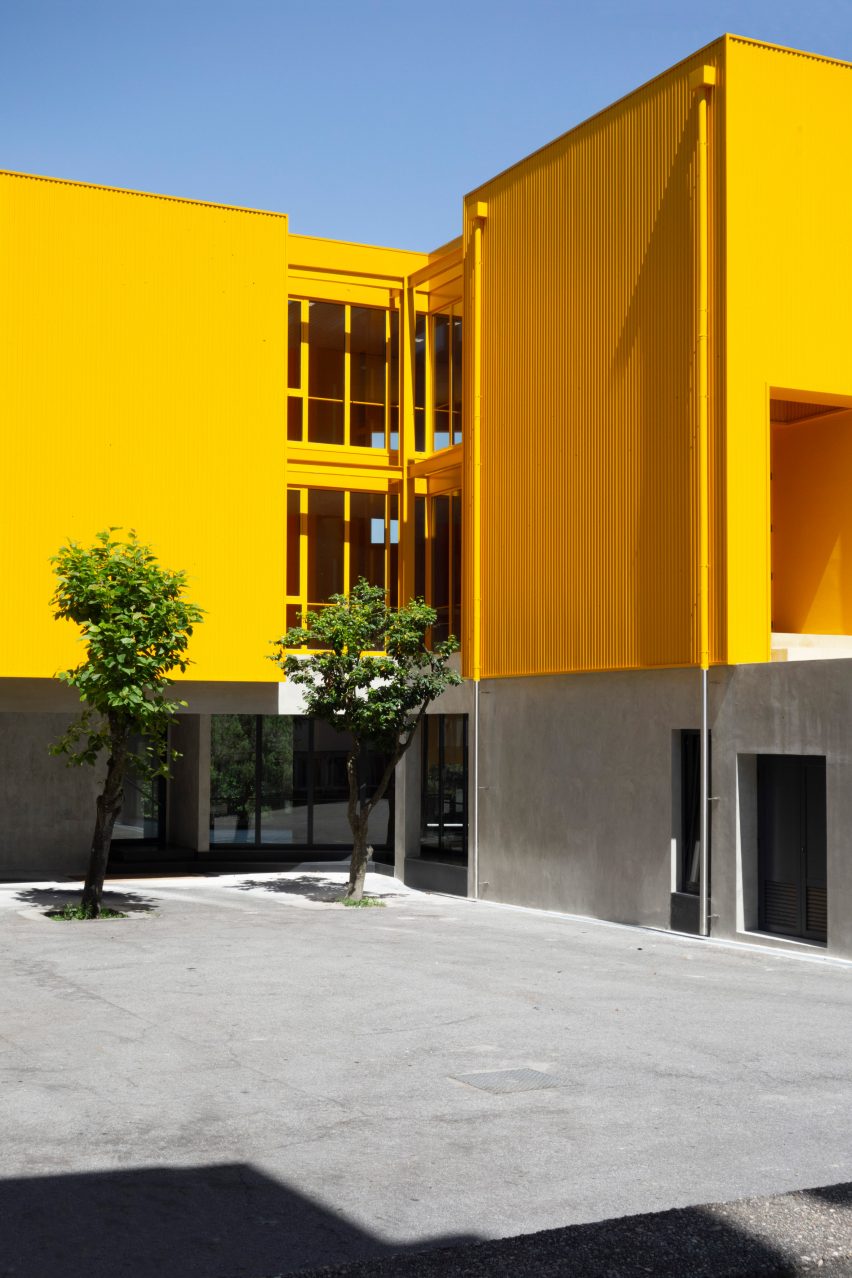Artave music school in Caldas da Saúde, Portugal, by Aurora Arquitectos