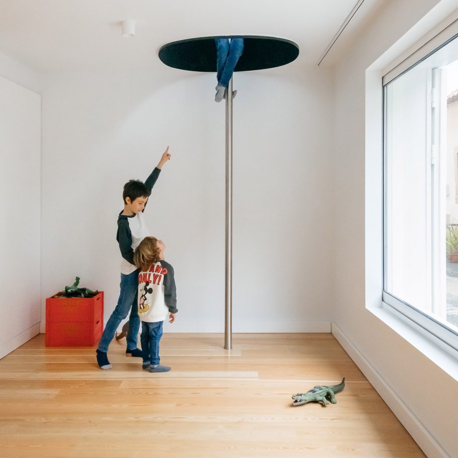 Bartolomeu Dias house designed by Aurora Arquitectos