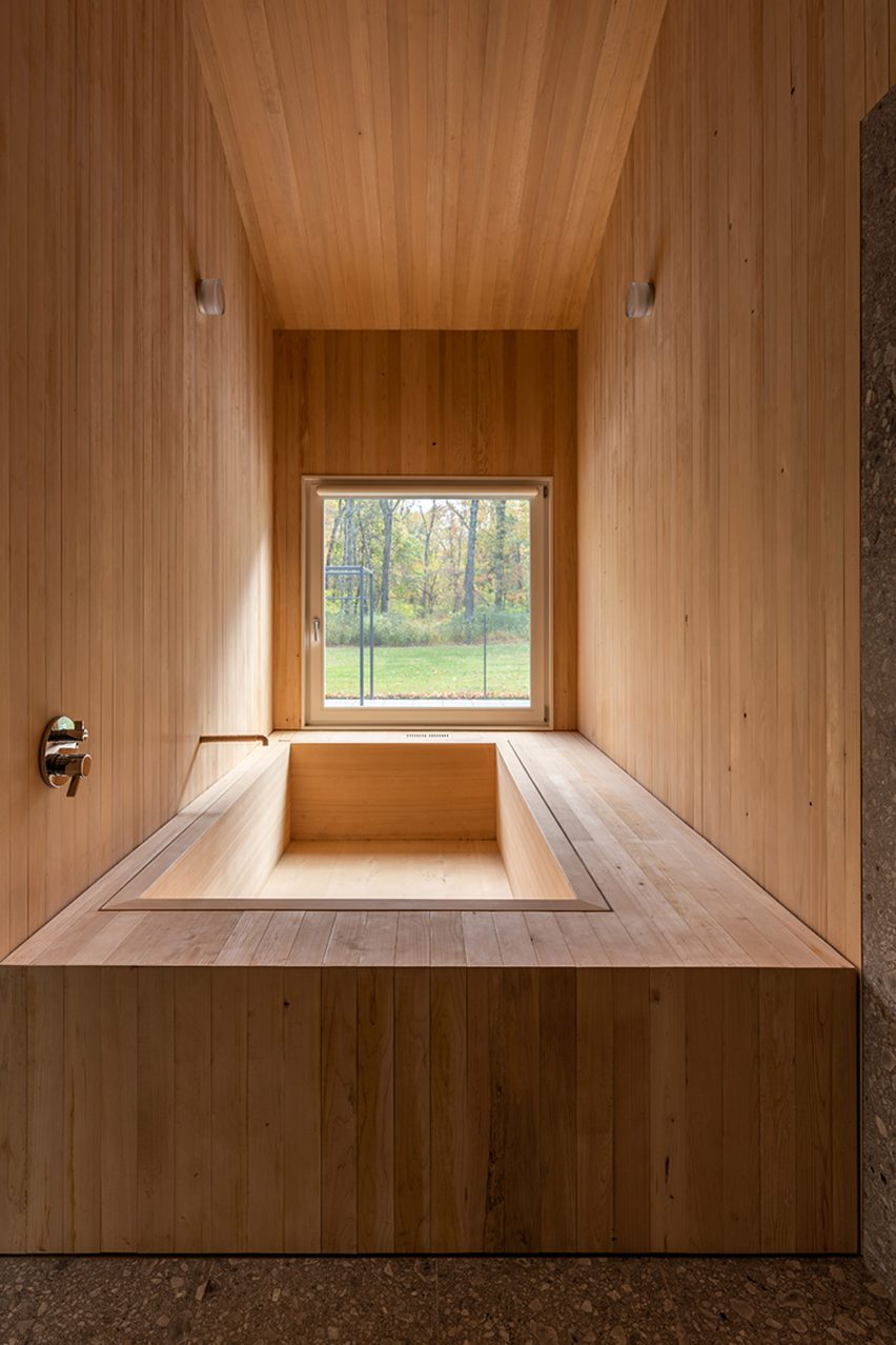 The Bedford House by Vondalwig Architecture