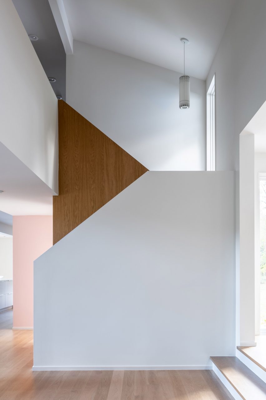 The Bedford House by Vondalwig Architecture
