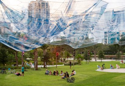 Bending Arc by Janet Echelman