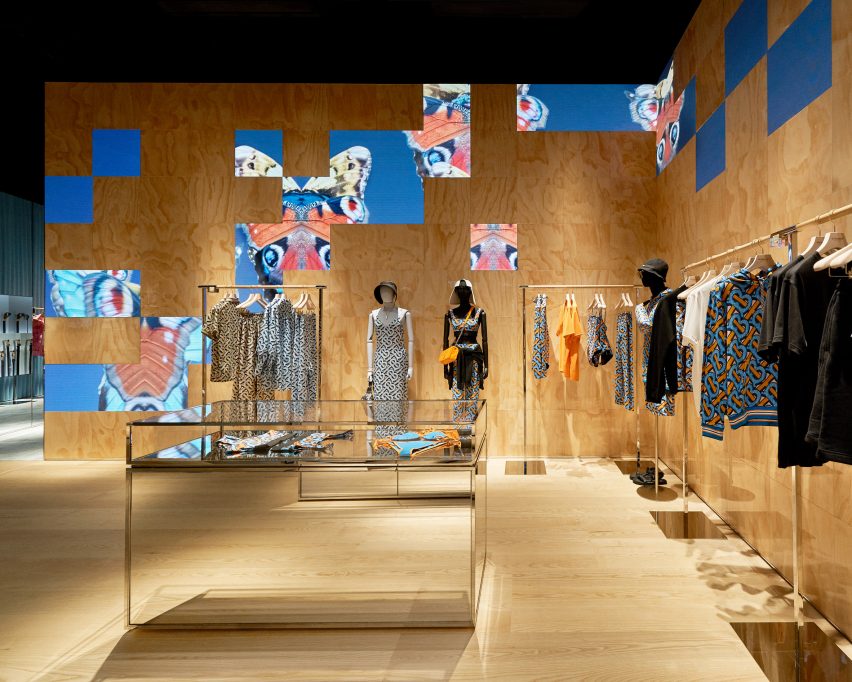 Burberry Shenzhen store in collaboration with Tencent and WeChat